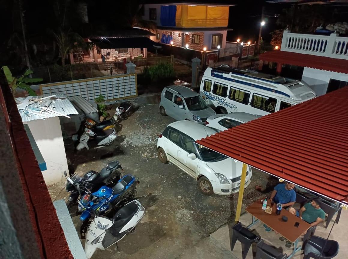 Shree Vighnaharta Cottage Alībāg Buitenkant foto